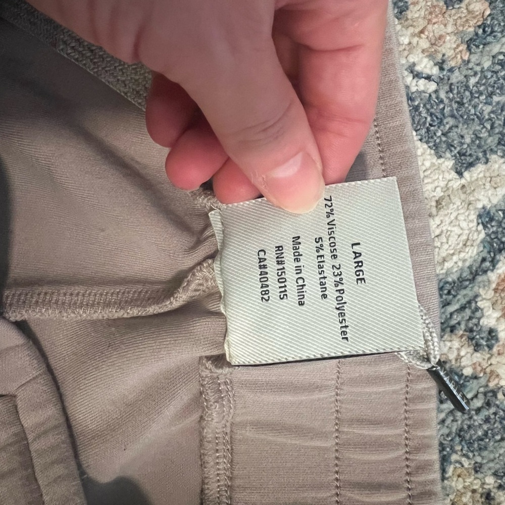 Varley Women's Wide Leg Pants in Taupe - Picture 3 of 5